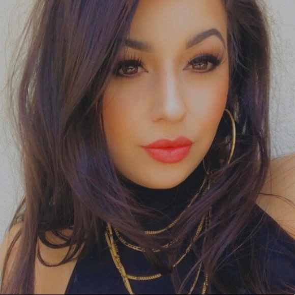 Meet your Posher, SAS - Picture 1 of 1